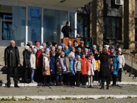 Торжественное мероприятие ко Дню флага ДНР «НАШЕ ЕДИНСТВО В СВОБОДЕ, СОВЕСТИ, СПРАВЕДЛИВОСТИ И РАВЕНСТВЕ!»(видео)