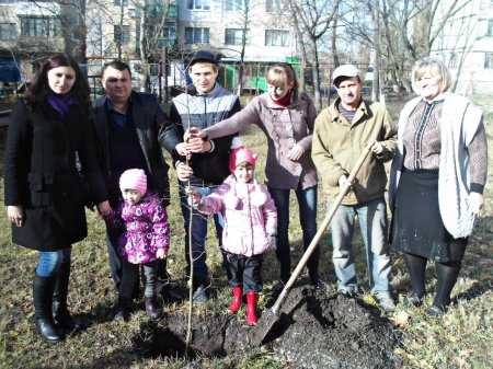 ОЗЕЛЕНЕНИЕ ДОНЕЦКОЙ НАРОДНОЙ РЕСПУБЛИКИ