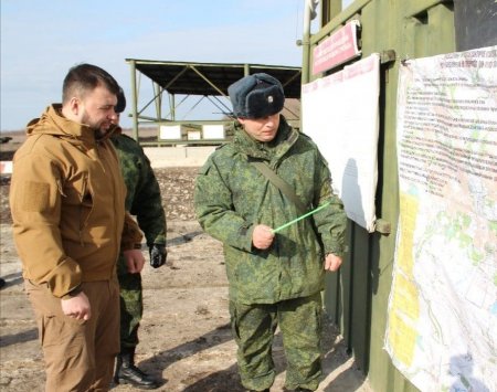 Глава ДНР проверил ход занятий танковых экипажей и тактической подготовки